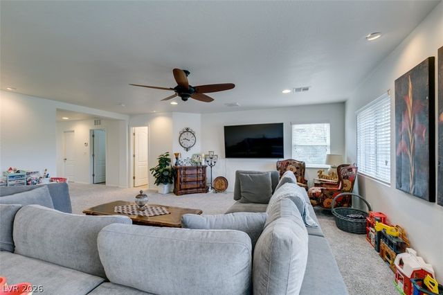 7350 Brisbane Hills Street, Las Vegas, NV 89166