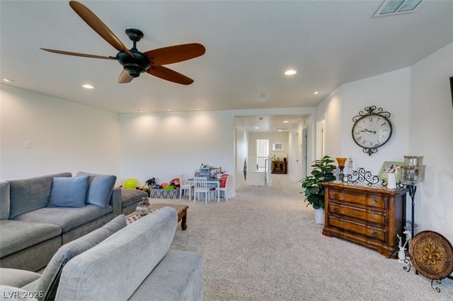 7350 Brisbane Hills Street, Las Vegas, NV 89166