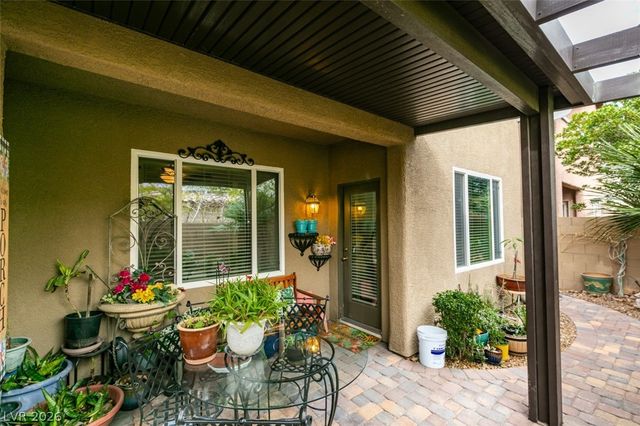 7350 Brisbane Hills Street, Las Vegas, NV 89166