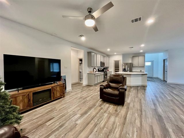 3563 Finn Landing Lane, Missouri City, TX 77459
