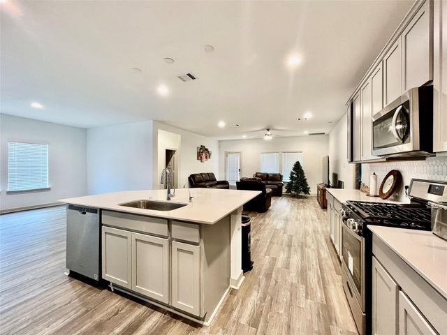 3563 Finn Landing Lane, Missouri City, TX 77459