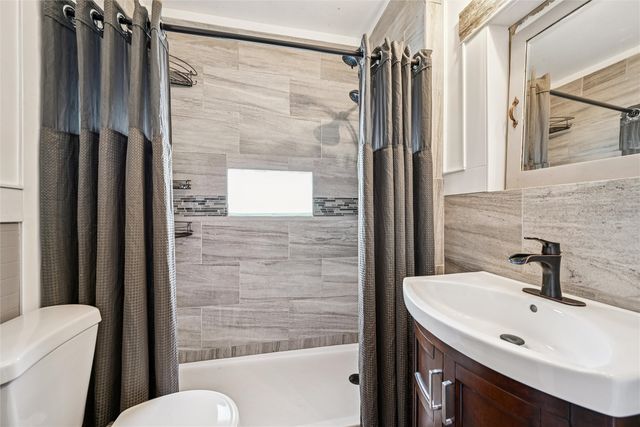 507 19th Street NE, Cedar Rapids, IA 52402