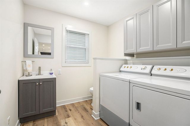 2530 Westbrook Drive, Grand Rapids, MI 49504