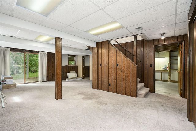 2530 Westbrook Drive, Grand Rapids, MI 49504