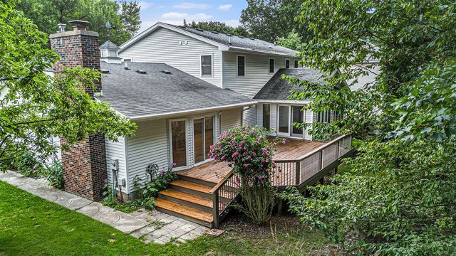 2530 Westbrook Drive, Grand Rapids, MI 49504