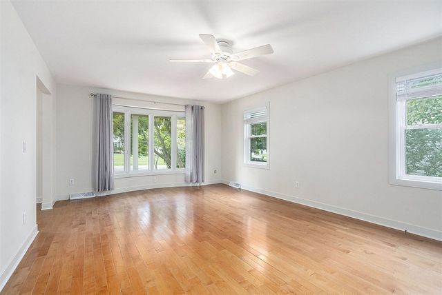 2530 Westbrook Drive, Grand Rapids, MI 49504