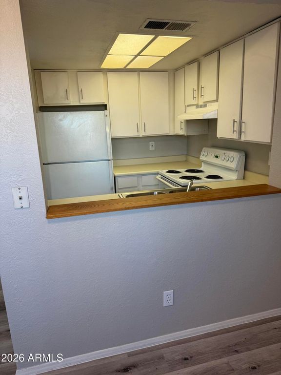 7221 E GRANADA Road 3, Scottsdale, AZ 85257