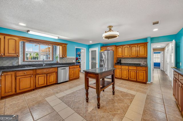1153 Jake Lucas Road NE, Ludowici, GA 31316