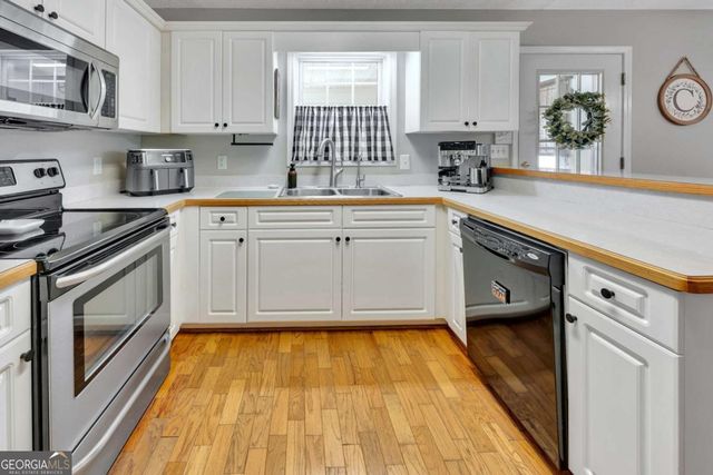 35 Macadamia Court, Covington, GA 30016