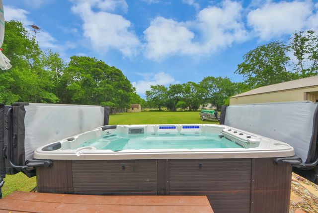 86 County Road 6057, Dayton, TX 77535