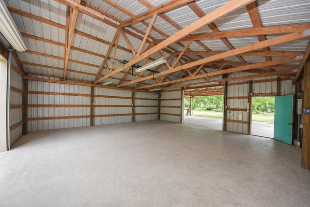 86 County Road 6057, Dayton, TX 77535