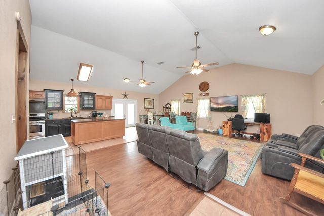 86 County Road 6057, Dayton, TX 77535