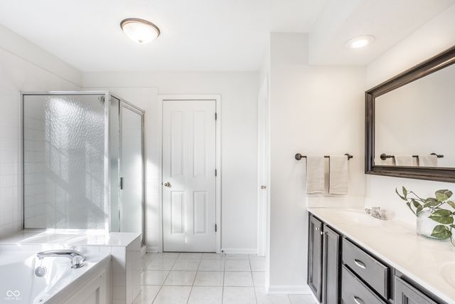 3827 Freeman Court, Carmel, IN 46032