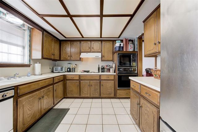 501 Quail Ridge Road, Norman, OK 73072