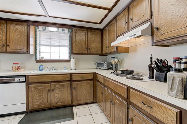 501 Quail Ridge Road, Norman, OK 73072