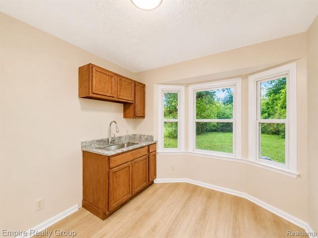 4575 Neff Avenue, Detroit, MI 48224
