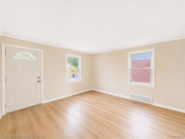 4575 Neff Avenue, Detroit, MI 48224