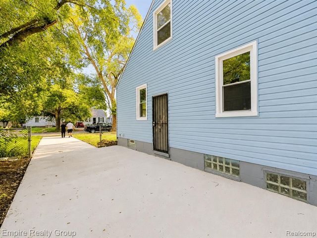 4575 Neff Avenue, Detroit, MI 48224