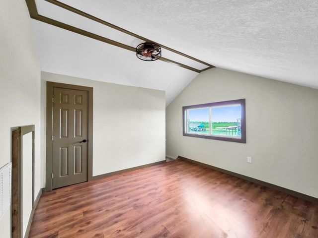 1208 Boyt Road, Crystal Beach, TX 77650