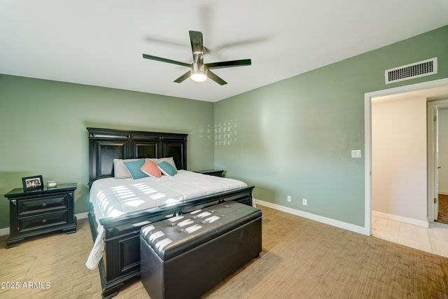 3352 E MESCAL Street, Phoenix, AZ 85028