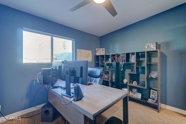 3352 E MESCAL Street, Phoenix, AZ 85028