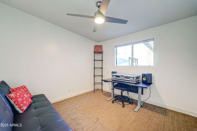 3352 E MESCAL Street, Phoenix, AZ 85028