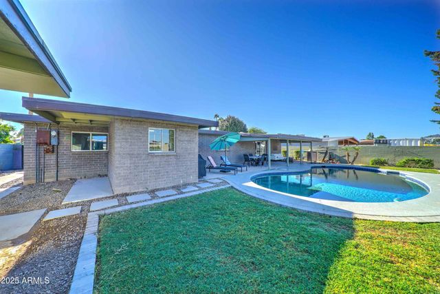 3352 E MESCAL Street, Phoenix, AZ 85028