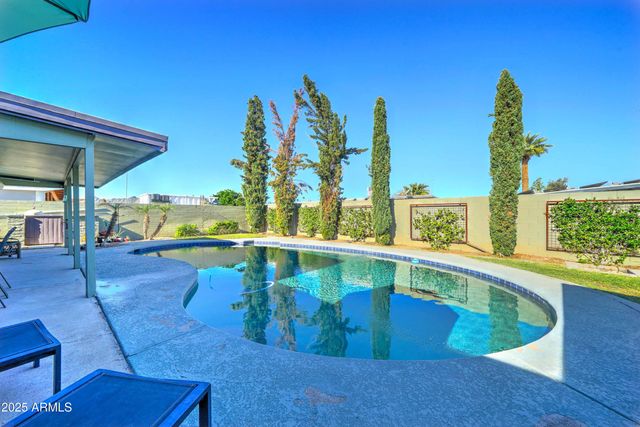 3352 E MESCAL Street, Phoenix, AZ 85028