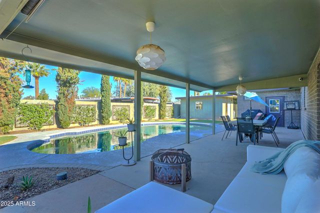 3352 E MESCAL Street, Phoenix, AZ 85028