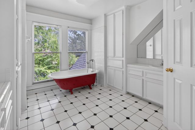 2009 Arlington Street, Houston, TX 77008