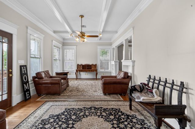 2009 Arlington Street, Houston, TX 77008