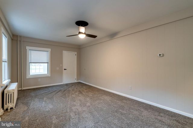 609 LAWN, Reading, PA 19608