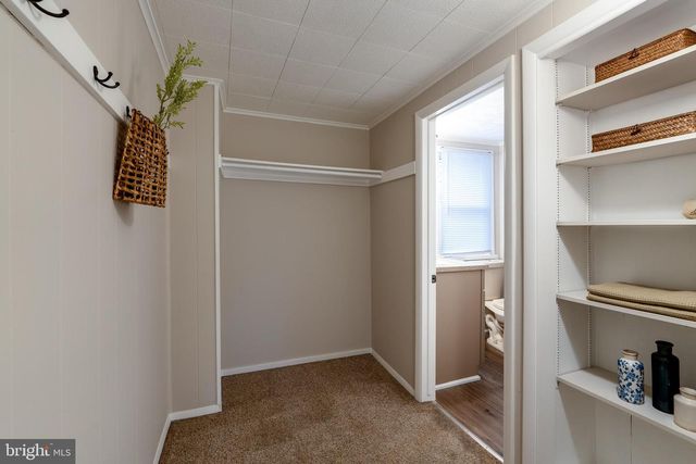 609 LAWN, Reading, PA 19608