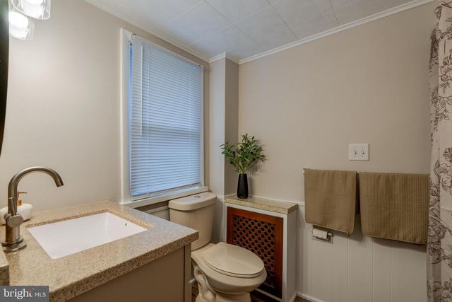 609 LAWN, Reading, PA 19608