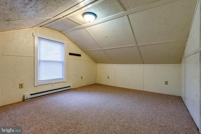 609 LAWN, Reading, PA 19608