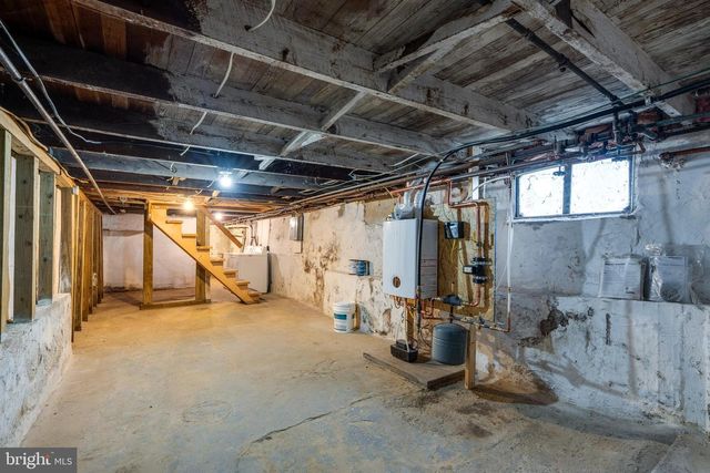 609 LAWN, Reading, PA 19608