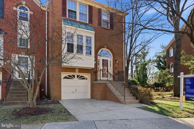 6317 CROOKED OAK LN, Falls Church, VA 22042