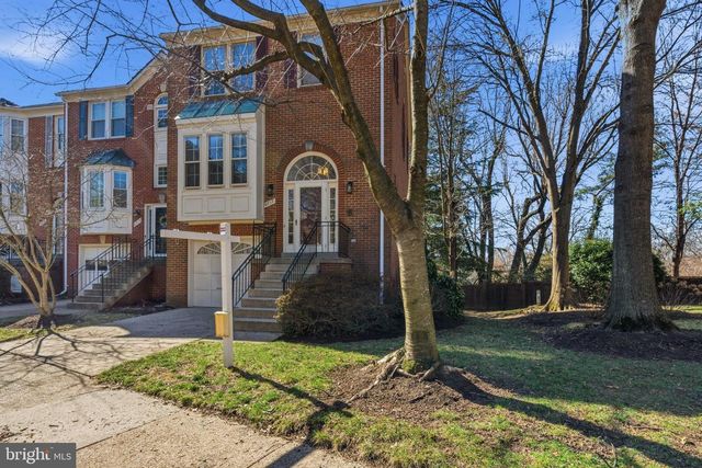 6317 CROOKED OAK LN, Falls Church, VA 22042