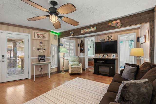 6001 - 1614 S Kings Hwy., Myrtle Beach, SC 29575
