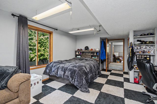 829 SE Laurie Lane, Ankeny, IA 50021