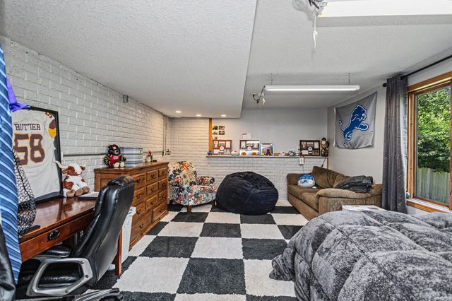 829 SE Laurie Lane, Ankeny, IA 50021