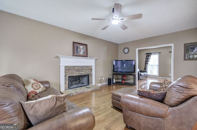 1000 Evian Way, Kennesaw, GA 30152