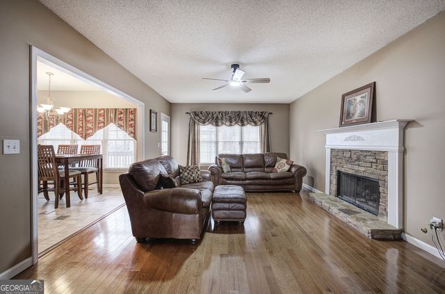 1000 Evian Way, Kennesaw, GA 30152