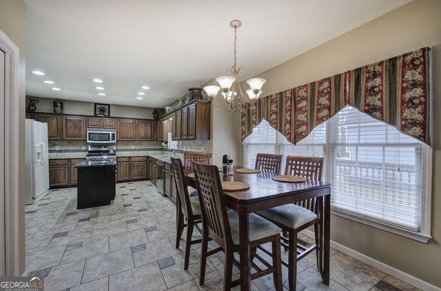 1000 Evian Way, Kennesaw, GA 30152