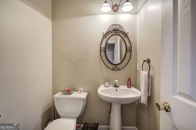 1000 Evian Way, Kennesaw, GA 30152