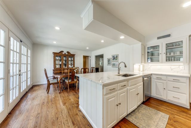 6453 Dunstan Lane, Dallas, TX 75214