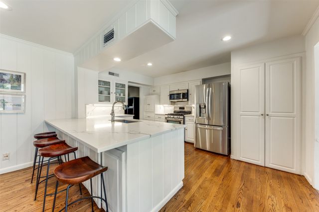6453 Dunstan Lane, Dallas, TX 75214