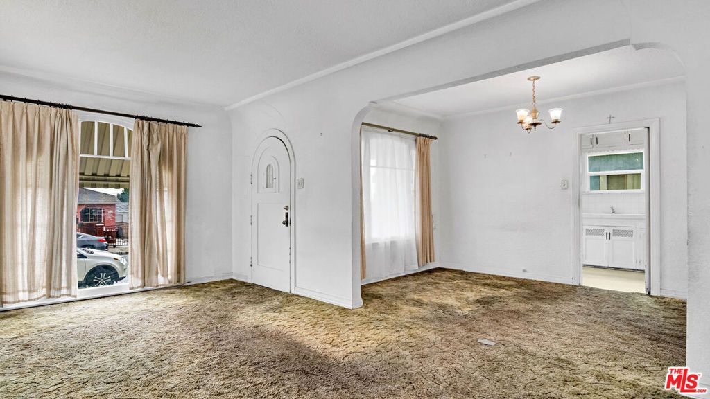 377 Clela Avenue, Los Angeles, CA 90022 — photo 4