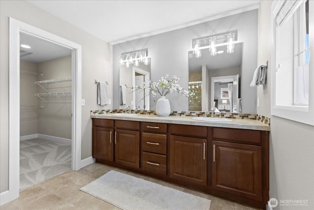 20048 94th Drive NE, Bothell, WA 98011