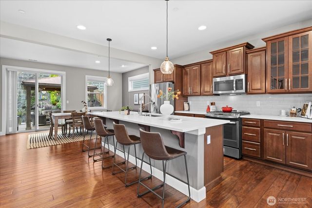 20048 94th Drive NE, Bothell, WA 98011